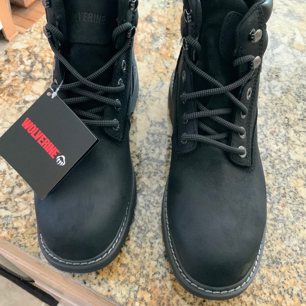 Wolverine size 9 steel toe work boots waterproof